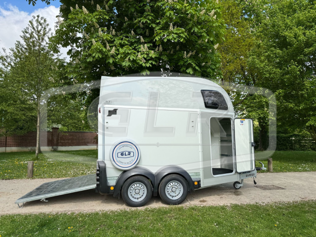 Nouveauté - van ifor williams neuf - hbeco - 2 places