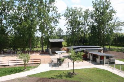 Pension de chevaux du chateaux 76279 Neuville-Ferrières