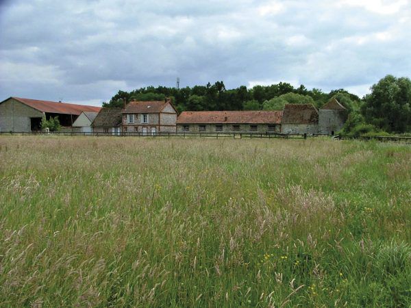 Ecuries de Propriétaires à Pamfou