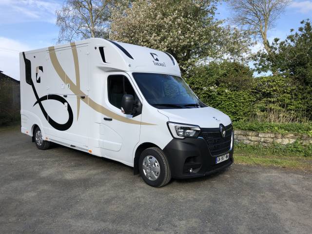 Location camion pour chevaux secteur BAYEUX