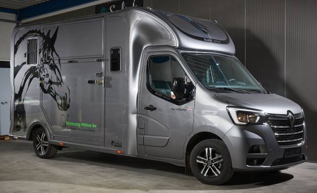 RENAULT MASTER DCI 165 SODIAK STALLION BLACK EDITION