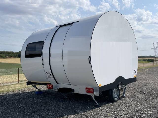 Mobil-home 750 kg avec pop out 