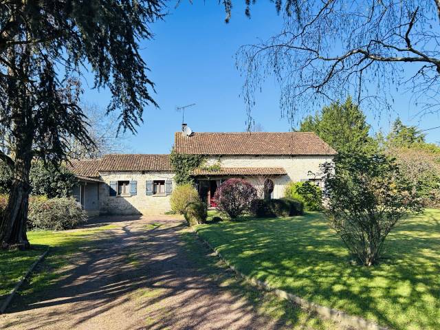 Maison avec terrain attenant