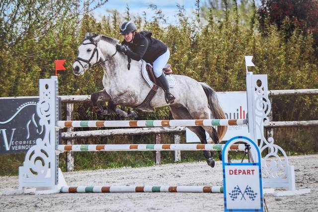 CONNEMARA 8 ANS 1m53 _ crack cso