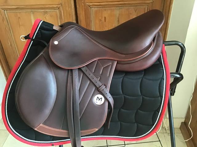 Selle meyer doublée veau état neuf 17,5 