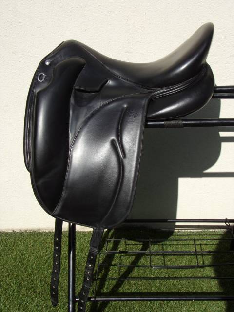 Selle Dressage Devoucoux Mendia 18'