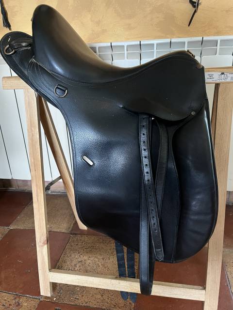 Vends selle forestier TREC 18 pouces