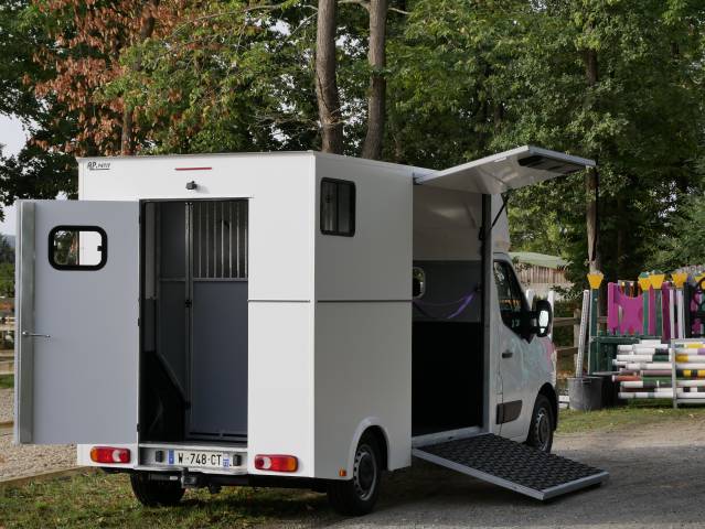 Camion VL 2 places garanti 5 ans 