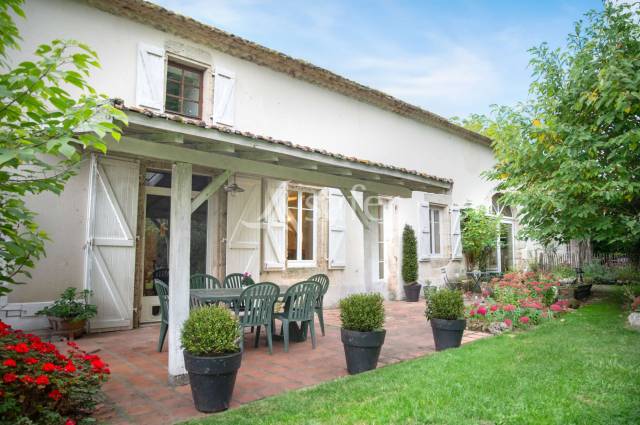 Ferme pédagogique et agricole sur 33ha