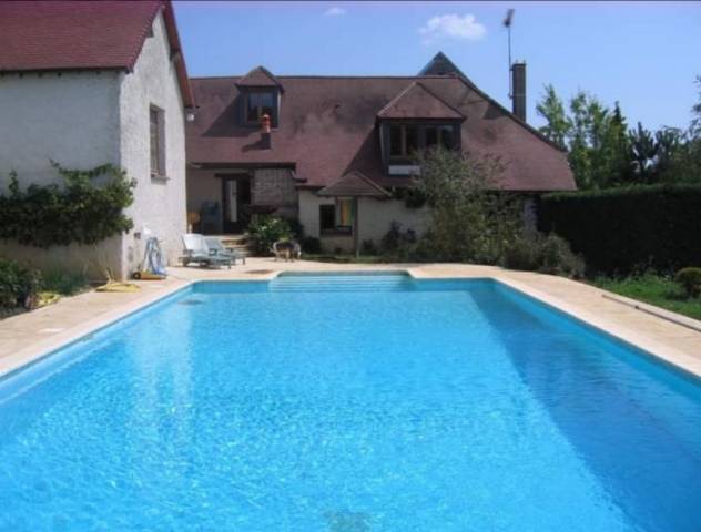 Belle maison en Pays d'Othe, 5,5 hectares