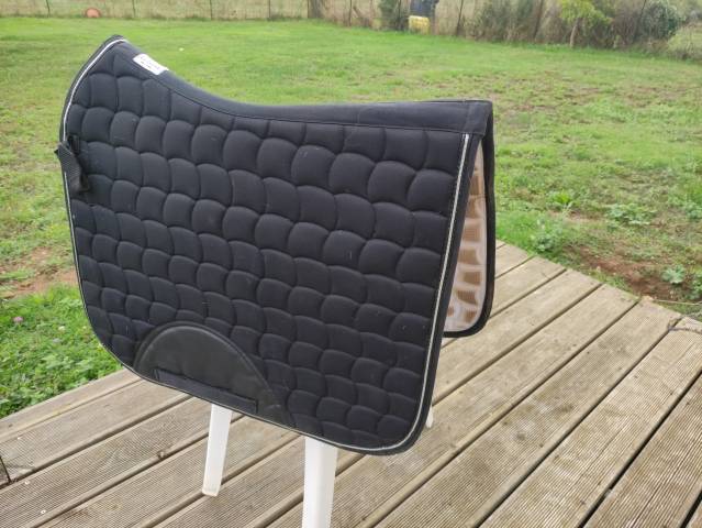 Tapis de selle dressage 