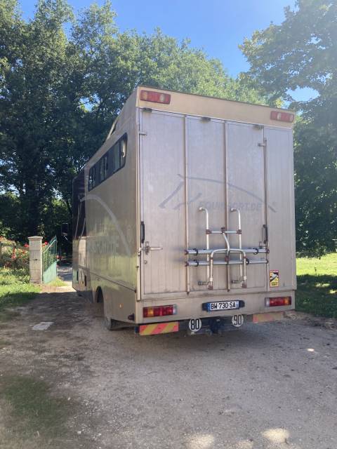 Camion 4pl chevaux