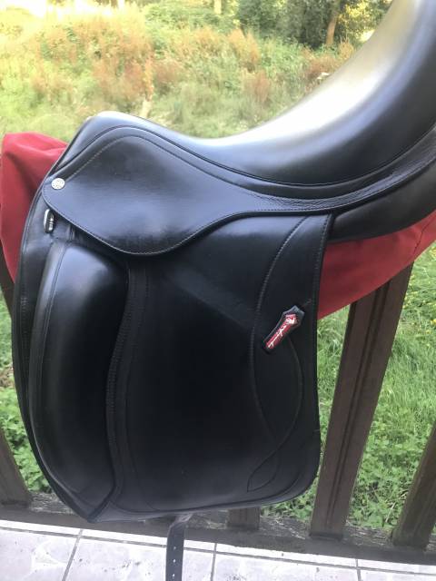 Selle Equipe dressage Olympia