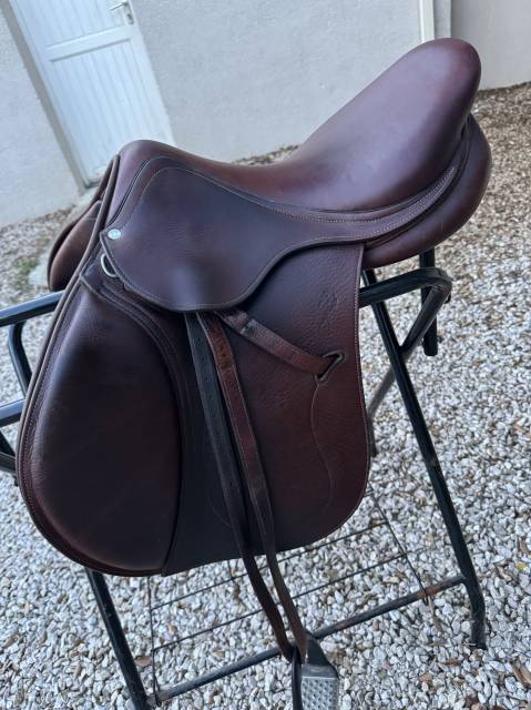 Selle Antares Très Bon Etat 