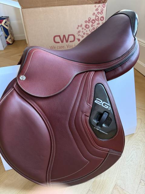 Selle CWD 2Gs SE40 neuve jamais utilisée