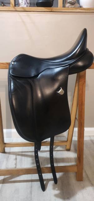 Selle dressage Bates Isabel CAIR 17.5"