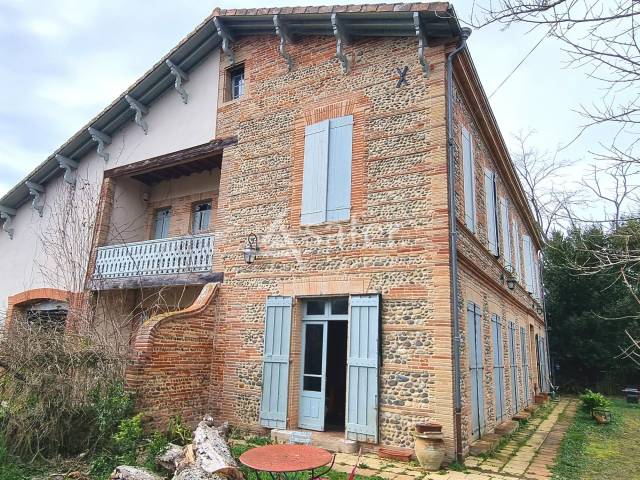 Entre Toulouse et Montauban, Domaine agricole de caractère de 3