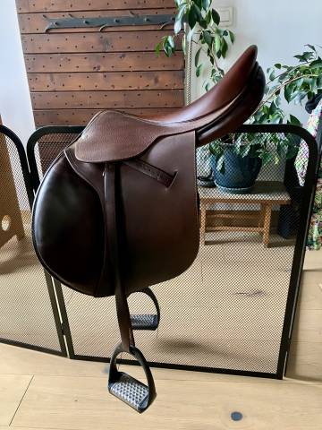 Selle butet 17 pouces