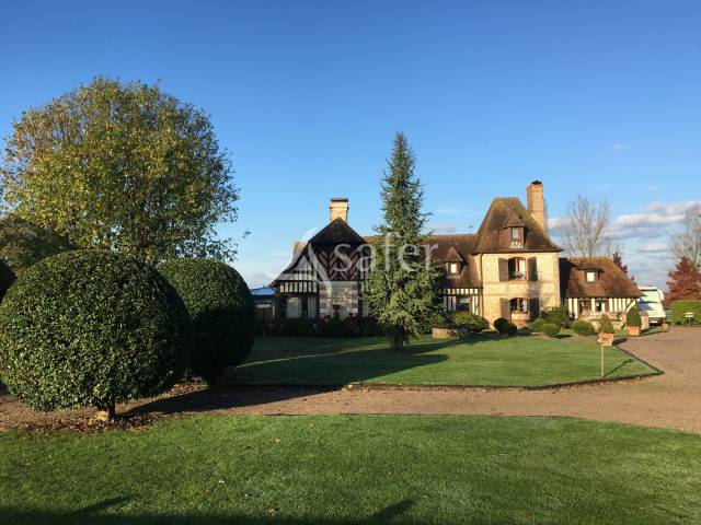 Propriété equestre idéalement située sur 13 hectares