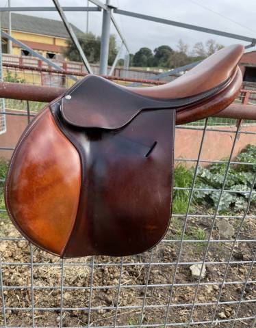 Selle butet 17 pouces