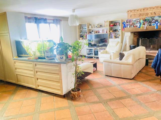 à vendre : écurie de propriétaires aux portes de paris