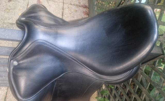 Selle de dressage childéric