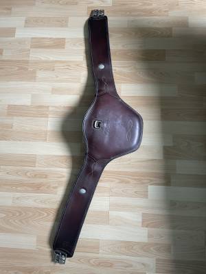 Sangle bavette bates saddles cheval 