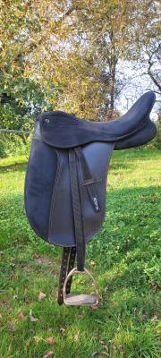 Selle de dressage