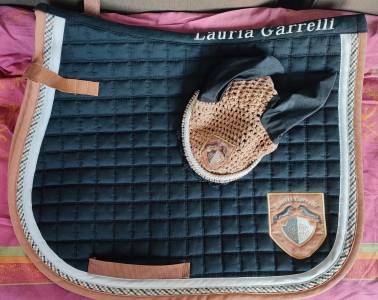 Ensemble tapis + bonnet Lauria Garrelli taille cheval 