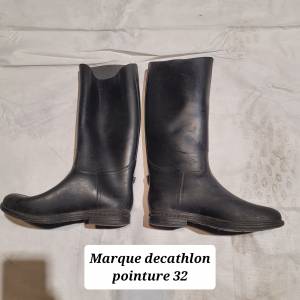 Bottes caoutchouc marque décathlon pointure 32