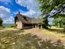 VIMOUTIERS - MAISON ET INSTALLATIONS EQUESTRES - 5 HA