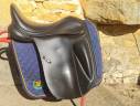 Selle de dressage 18" Kent et Masters noir en cuir 