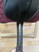 Selle de dressage Belloir Saumur 17"