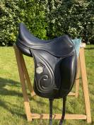 Selle de dressage platinium 17 pouces 