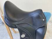 Selle de dressage platinium 17 pouces 