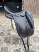 Selle de dressage devoucoux Makila Lab taille 18