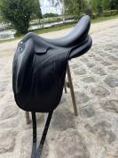 Selle de dressage devoucoux Makila Lab taille 18