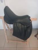 A VENDRE SELLE DE DRESSAGE ANTARES 18