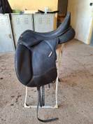 Selle dressage Wintec 17.5"