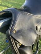 Selle dressage 17’ HDR