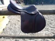 Selle de saut Devoucoux 17,5