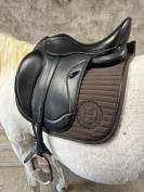 Selle dressage Ikonic light