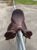 Selle de dressage Arion 