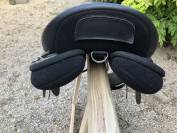 VENDS SELLE DE RANDONNEE CHEVAL NORTON  17 pouces