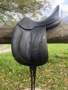 Selle de dressage Laurent Bierry 17.5