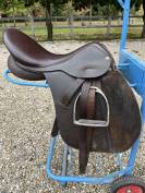 Selle d'équitation marron taille 17,5