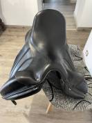 Selle de dressage Antarès 17,5 de 2020 - Excellent etat