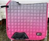 Tapis Lemieux Spectrum rose dressage cheval