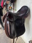 Selle de dressage CWD