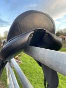 Selle dressage Devoucoux Makila S 17,5 noire